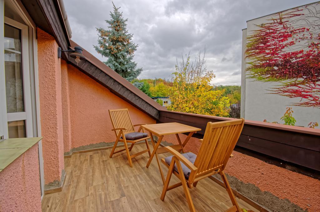 Cozy Gardens Apartments In Praga Exterior foto